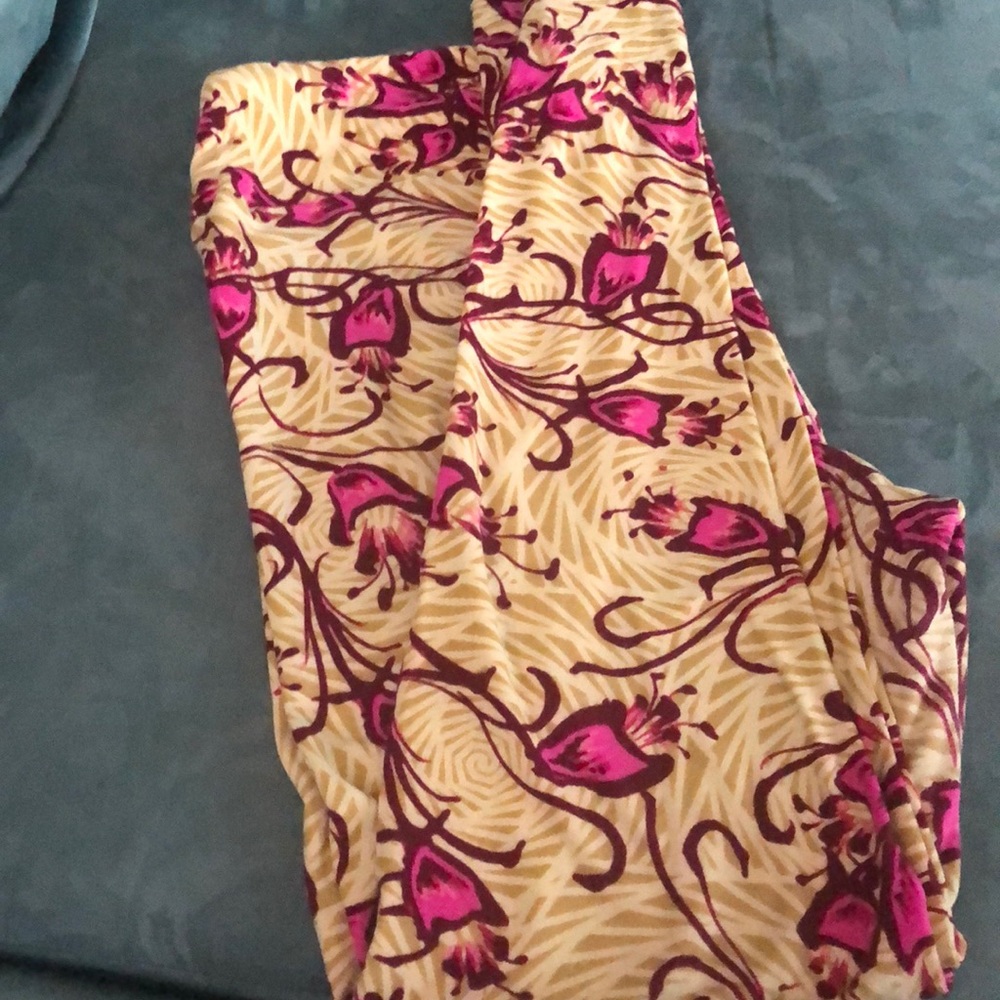 2/$15 tc Lularoe leggings